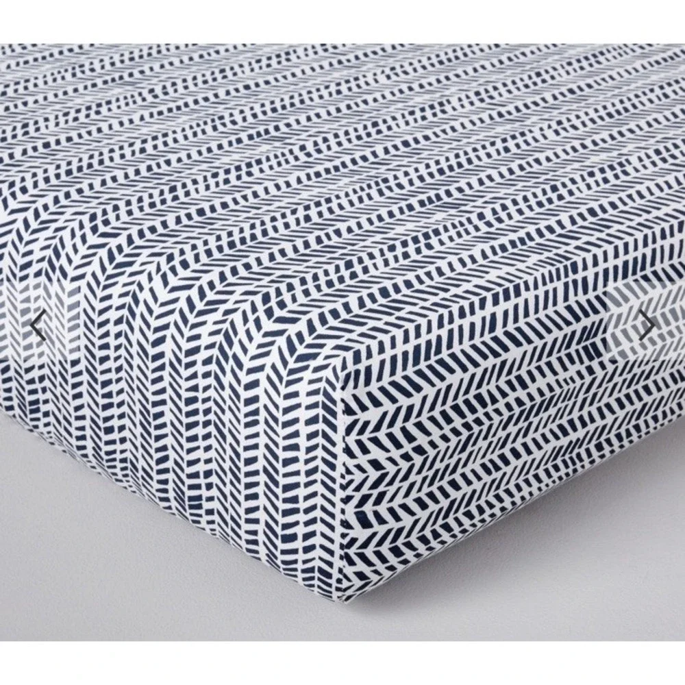 Pottery Barn Baby Broken  Arrow Organic Sateen‎ Crib Fitted Sheet